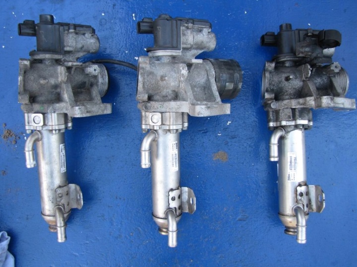 VOLVO S60 V60 XC60 S80 V70 XC70 D5 Valvola EGR