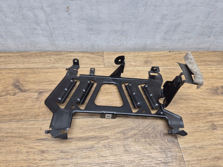 BMW F20 F34 F23 F30 F32 F36 úchyt zosilovača HARMAN KARDON ASD 9313776