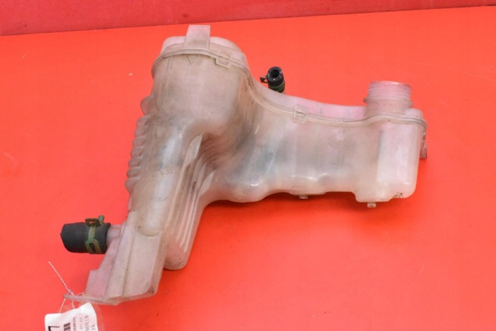 water tank 217100014R RENAULT LAGUNA 3 III 2.0 DCI 173KM 11-15
