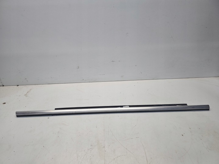 moulding CHROM door windows AUDI A4 B8 left rear part 8K0853763E