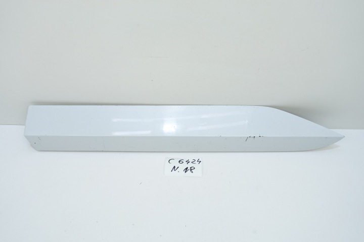 moulding door left rear part SKODA SUPERB III 3V0
