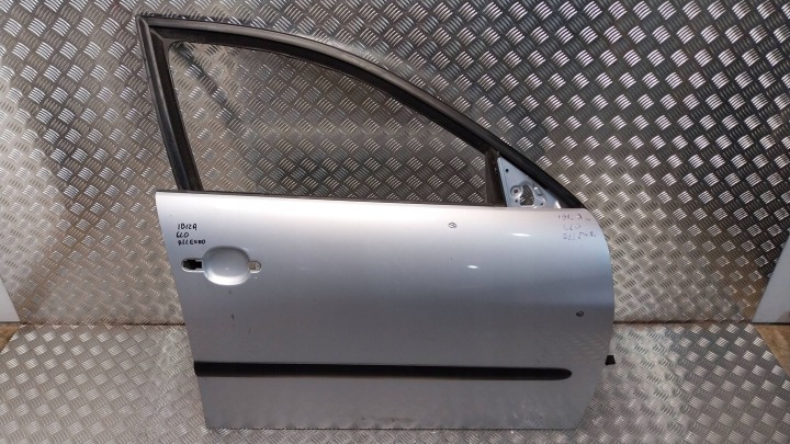 Tür vorne rechts SEAT IBIZA III 6L 02