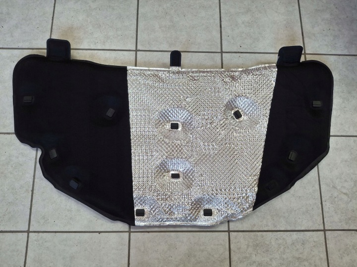 Insonorizzazione del cofano FORD MONDEO MK5 2015R->