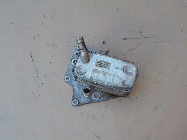 Radiatore olio motore usato fiat croma II 1,9 jtd 5989070231