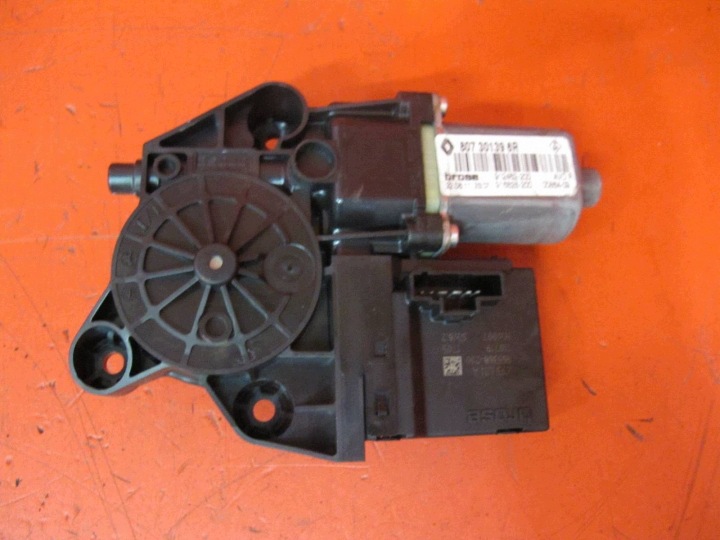 RENAULT MEGANE III 3 08- motorić prozori stakla desni prednji dio prednji 807301396R