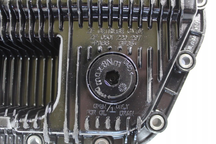 BMW E90 050120297 7