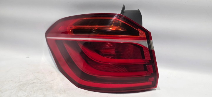 Licht links heck BMW 2 F46 LCI Original EUROPA 7491345