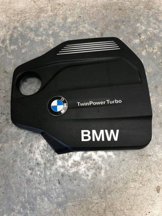 Coperchio copertura GREMBIALINA Motore BMW F10 F11 2.0D 8514202
