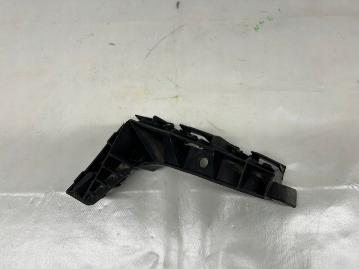 Seat Arona Suppporto montaggio paraurti Destra posteriore 6F9807378D