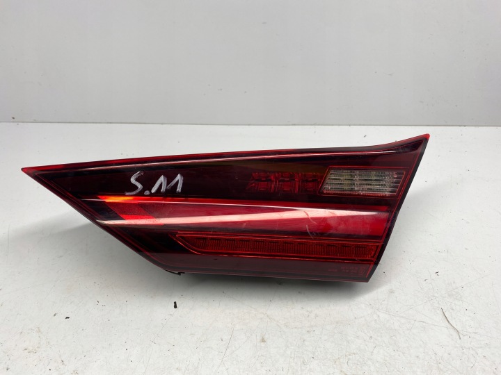 BMW 1 F40 Licht heck rechts für die Heckklappe LED EU 7450652