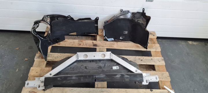 Jeep Grand Cherokee WL 2022 soundproofing cover PANEL KOMORY of the engine SCIANA