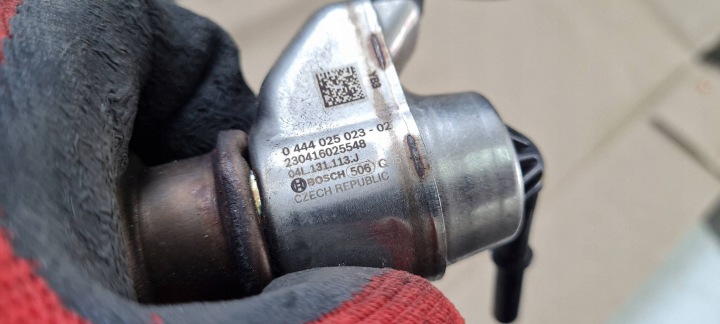 A4 B9 8W FUEL TRAINER ADBLUE 2.0 TDI 04L1311113J A5 8W Q5 A6 C7 8