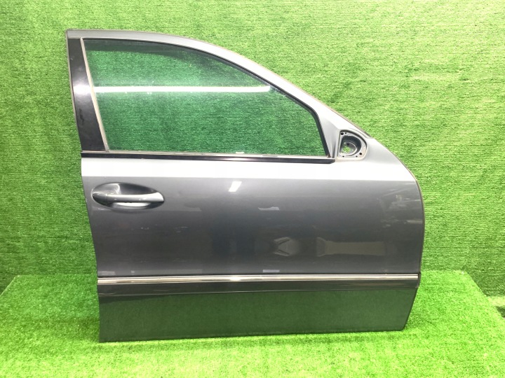 MERCEDES W211 jobb jobb eleje elsö 368 C368 STAN BDB LAKIER ORGINAL