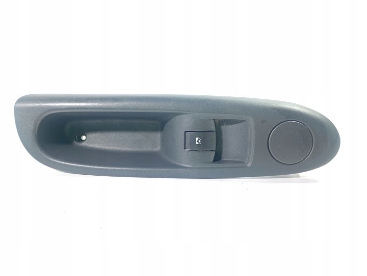 prekidač prekidač PANEL prozora desni 8200628297CF Renault Clio 2 II 98-10