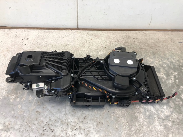 Bloc de chauffage complet Arrière AUDI Q5 HYBRID 8R0820003B 8R0820021