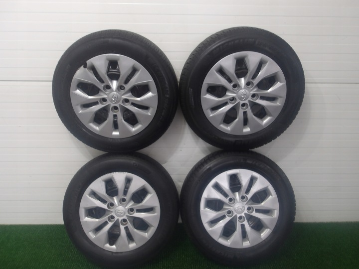 HYUNDAI I30 III disky kola CALOROCZNE 5x114,3 195/65R15 MICHELIN 2019r 6mm