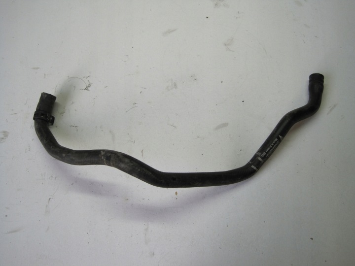 rohr des Wassers PORSCHE CARRERA 991 911 3,0BIT 9G130773301