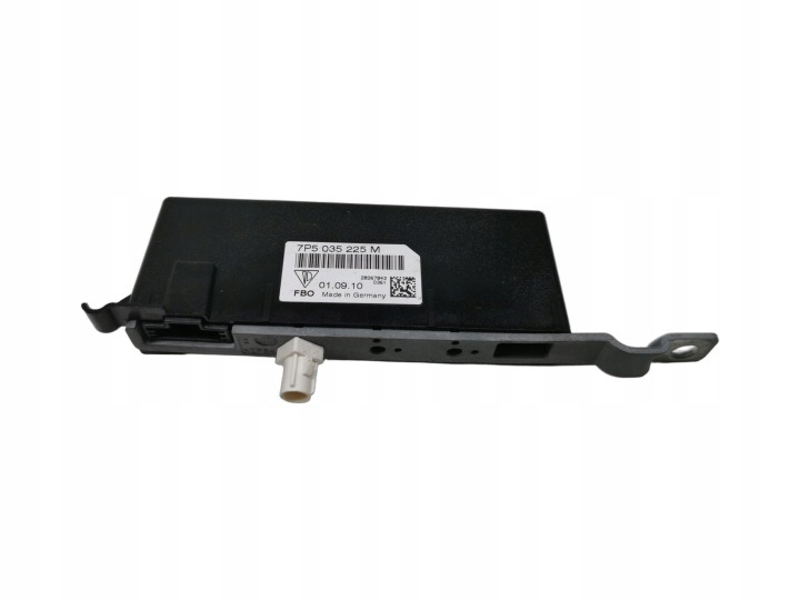antenna amplifier PORSCHE CAYENNE II 7P5035225N