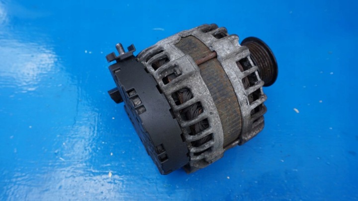 VOLVO V40 S60 XC60 S80 XC70 2.0 D3 D4 Alternateur