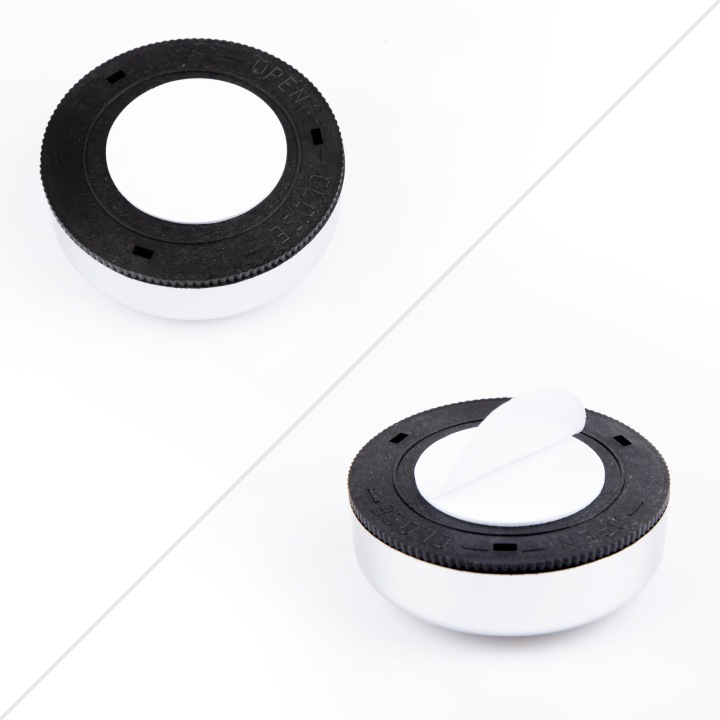 LAMPKA DOTYKOWA SAMOPRZYLEPNA NA BATERIE 3 LED Materiał plastik