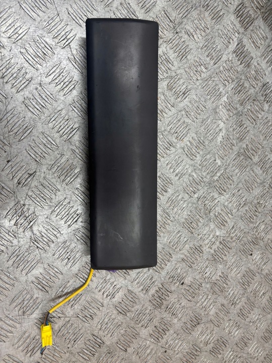 airbag ginocchia SKODA SUPERB 2 3T1880841B