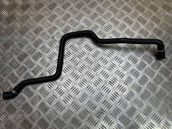 Schlauch / Schlauch Rohr des Kühlers BMW 5 F10 F11 2011 8377671