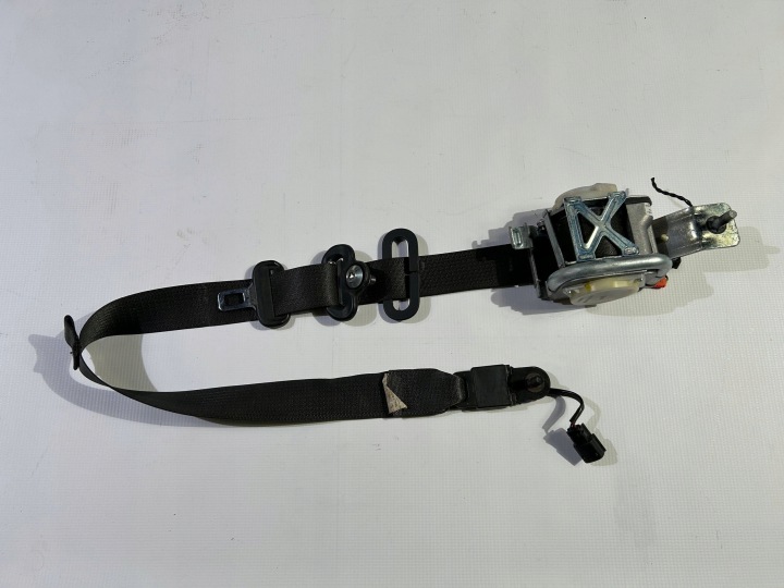 tension belt safety front front right of the passenger SuperCrew Ford F150 2009