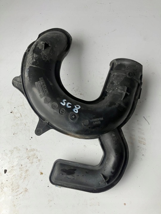 tubo REZONATOR Dell’aria RENAULT SCENIC III 8200923128 8200841043