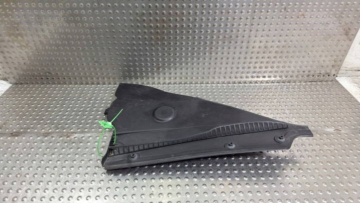 kryt pod oknem levá 7240680 BMW F20 F21 F22