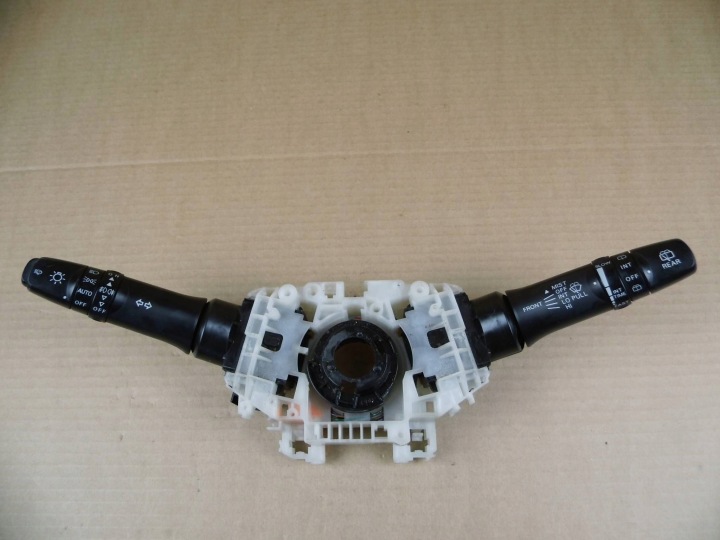 Mitsubishi Outlander DEVIO LUCI DEVIO Pulsante interruttore luci 8600A228