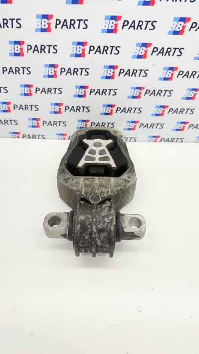 MERCEDES W117 W156 holder engine mount lower 2.2CDI 651930 A2463301401