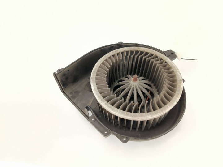 fan cab 6Q1819015J VOLKSWAGEN POLO