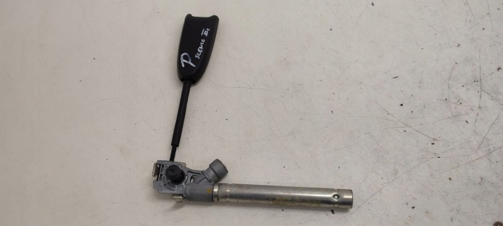 Fixation arbre ceintures sécurité Tendeur Tendeur Droite Avant Renault Grand Scenic III 2,0 DCI