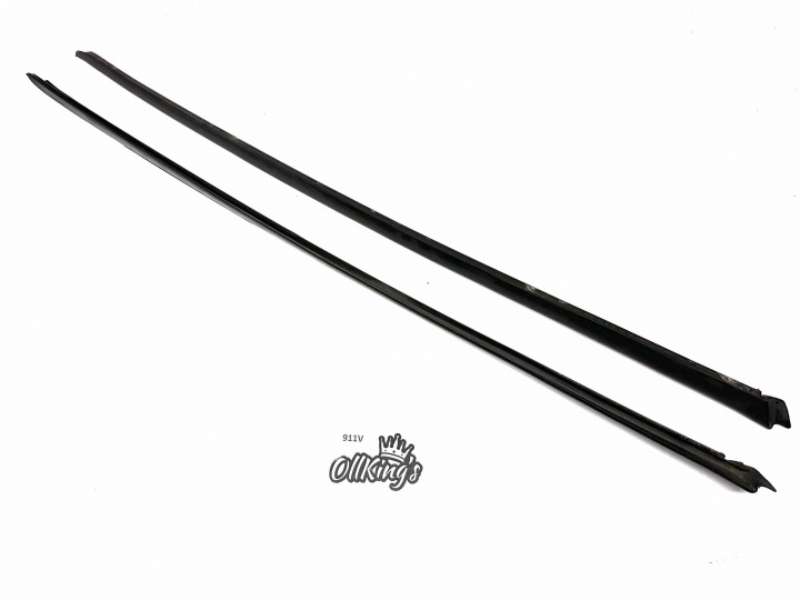 AUDI A3 S3 8P lišta lišty těsnění přední okna 8P0854327B