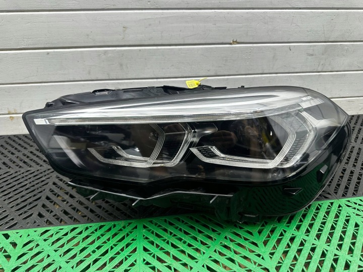 Licht vorne Seite links BMW 2 F44 ADAPTIVE LED 9478455