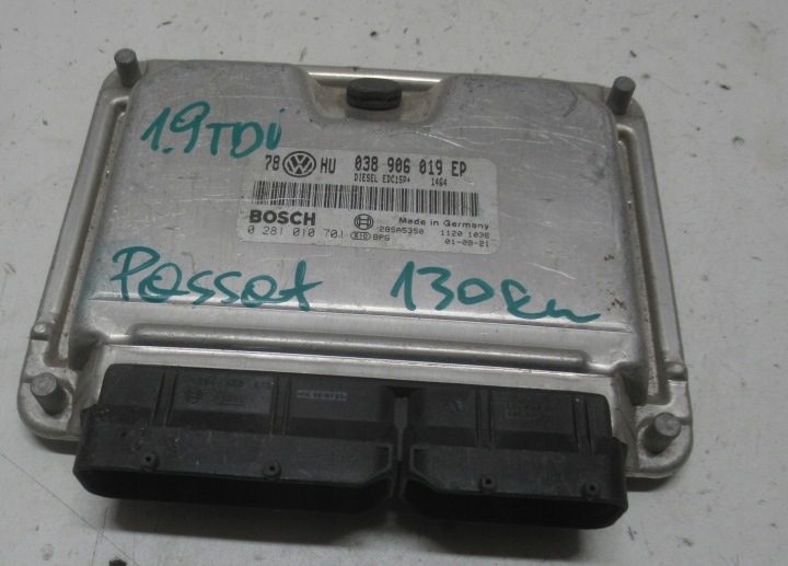 VW PASSAT B5 Computer Bedienteil DES MOTORS 038906019EP