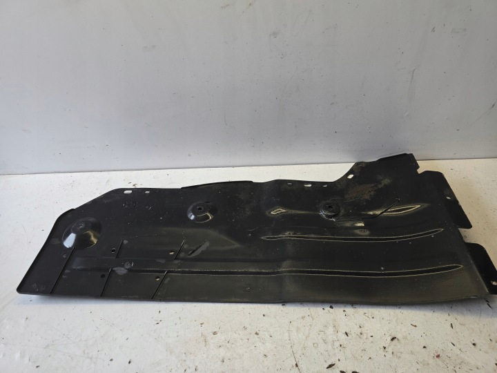 OPEL ASTRA K 5 V Gauche Inférieur Couverture tablier moteur Moteur 39026300