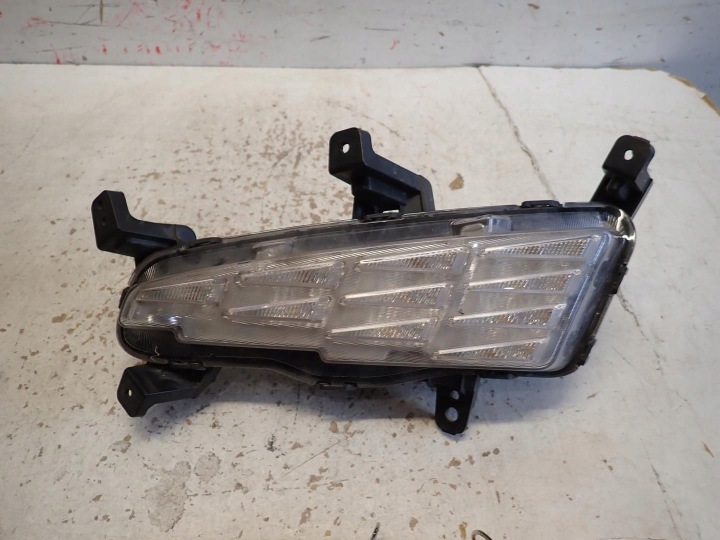 Feux antibrouillard Gauche HYUNDAI I30 III LIFT 2020- LED 92207-G4600