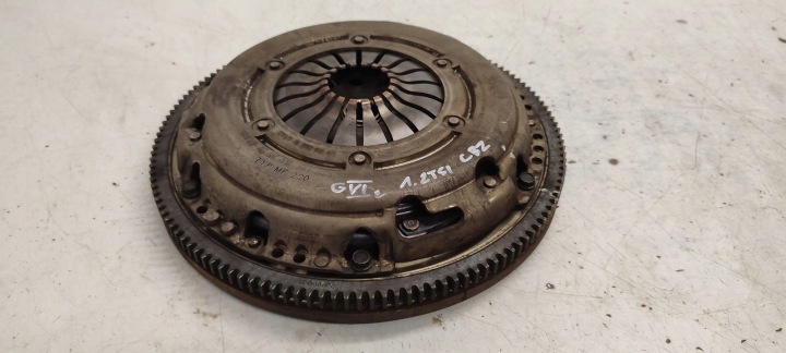 Volant inertie occasion Embrayage Disque de pression VW Golf VI 1,2 TSI