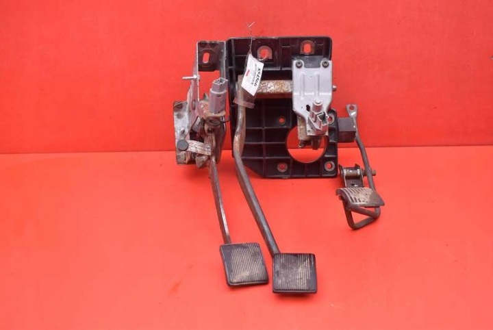 PEDAL pedale KOMPLET EU 5L84-2450-A 5L84-7B633-AC FORD MAVERICK 2 II 04-07