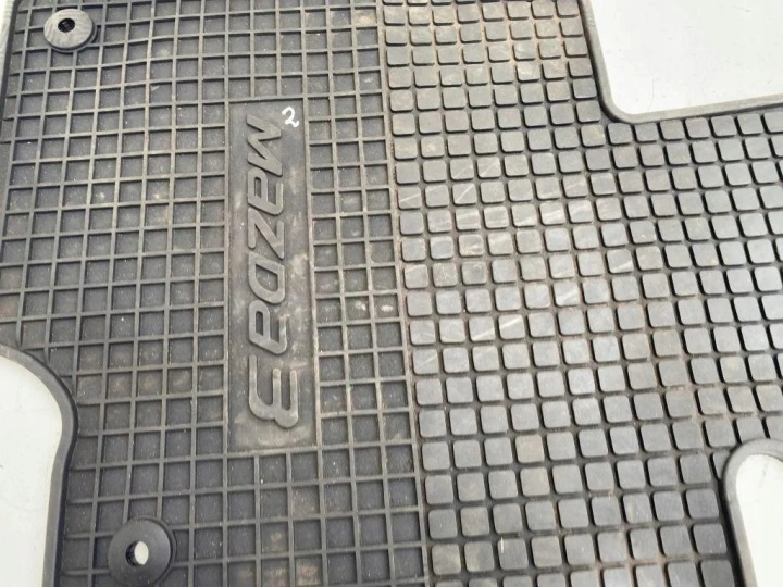 2015 Mazda 3 II Car rug set BHS2V0351 11