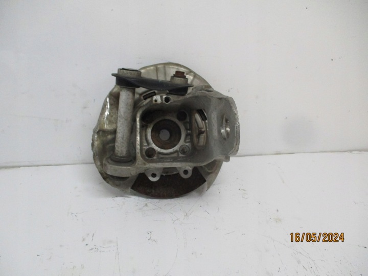 ACHSSCHENKEL RADNABE RADLAGER HINTEN HECK BMW X5 E70 3,0D 6770984 RECHTS