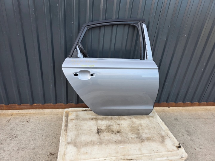 portière droite arrière AUDI A6 C7 LX7P berline 2011-2017 original !!!