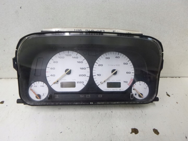 dials display VW Golf III 1.8 95r BIALY !!