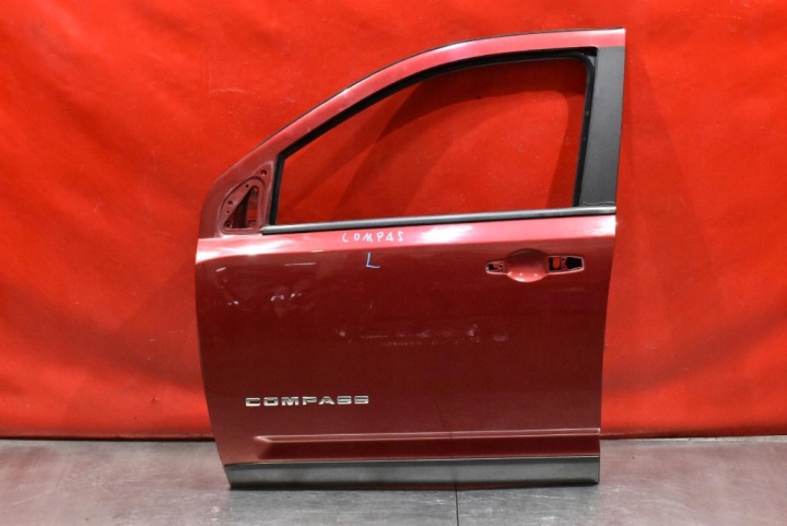 dveře levé předek přední červeně JEEP COMPASS 1 a 10-17