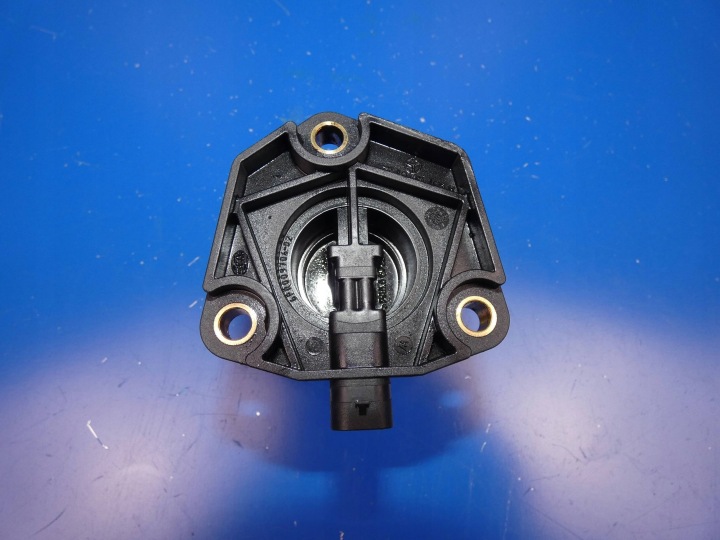 MERCEDES GLA W156 W117 W156 2.2 CDI sensor of the level oil