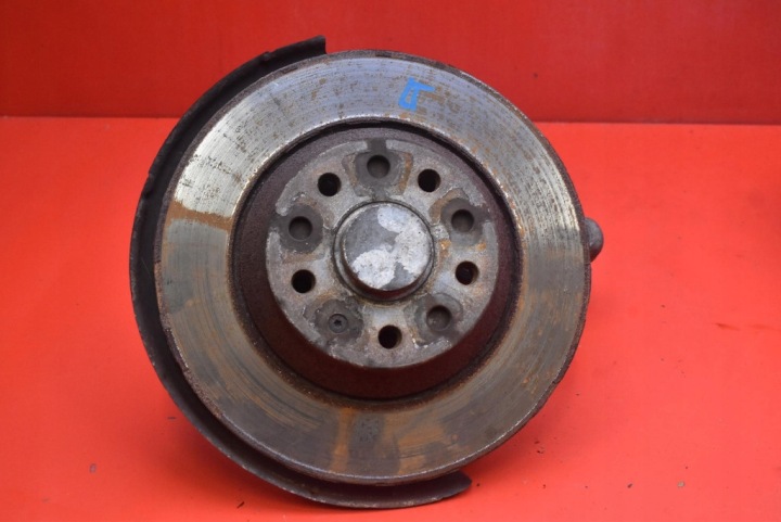Achsschenkel Radnabe Radlager schenkel links heck VW PASSAT B8 2.0 TDI 190 KM LIFT 19-21