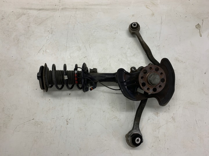 MCPHERSON Achsschenkel Radnabe Radlager links A2043202866 MERCEDES W204 COUPE (11-14) 2.2 CDI