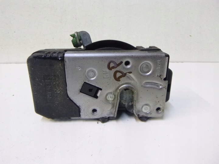 lock front right Opel Zafira A Lift 2004