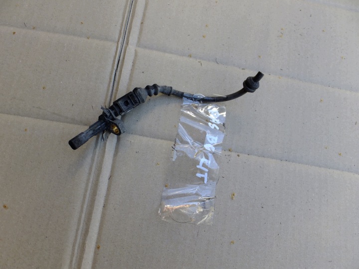 Sensor abs links heck vw passat b6 1K0927807